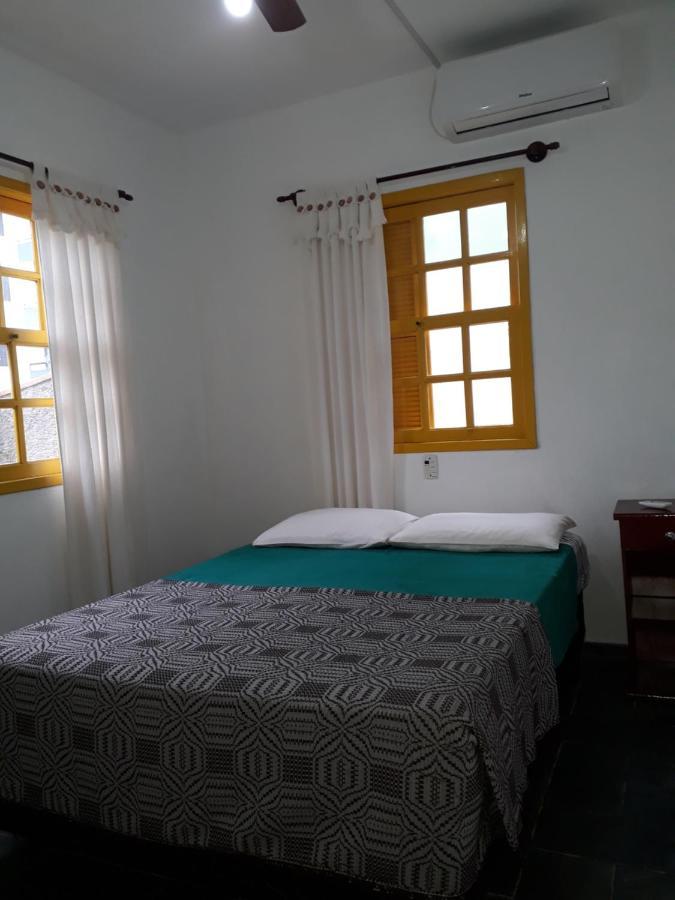 Aparthotel Residencial Colonial Amarelo A 150M Da Praia De Mariscal Bombinhas Exteriér fotografie
